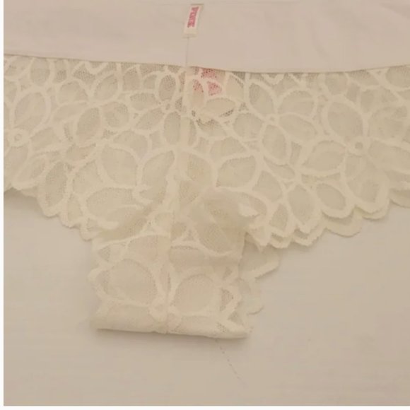 Pink by Victoria’s Secret white lace panties underwear size medium nwt - Picture 4 of 4